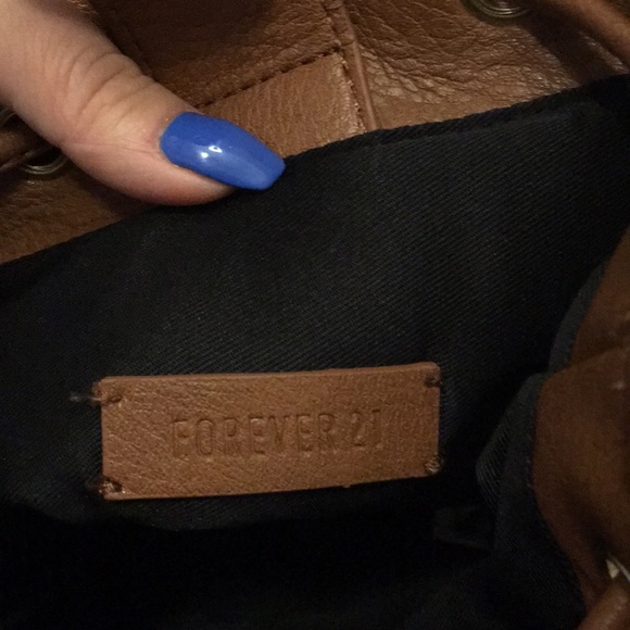 🌿2 for $20🌿NWOT F21 Bucket Bag - Picture 4 of 6